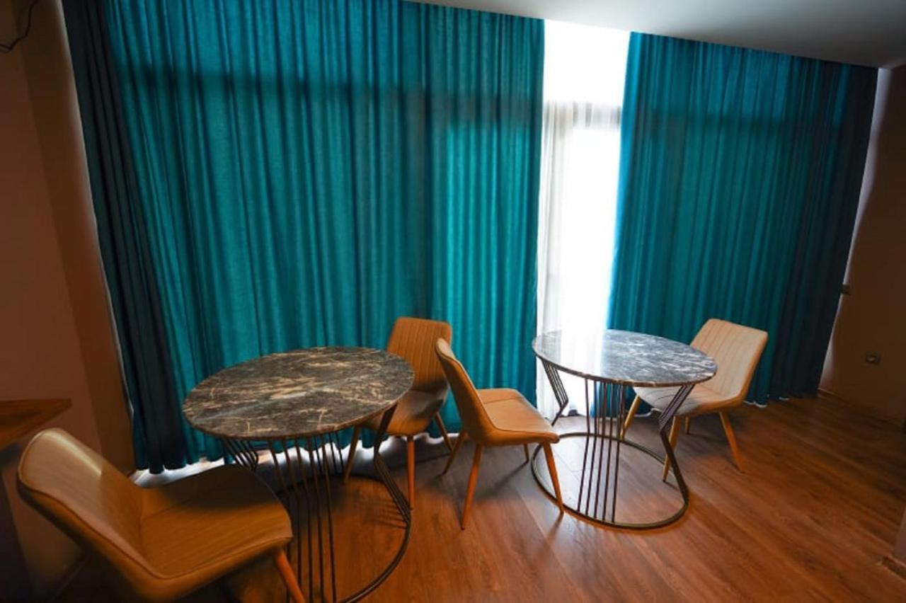 Hotel Linge Τυφλίδα Εξωτερικό φωτογραφία