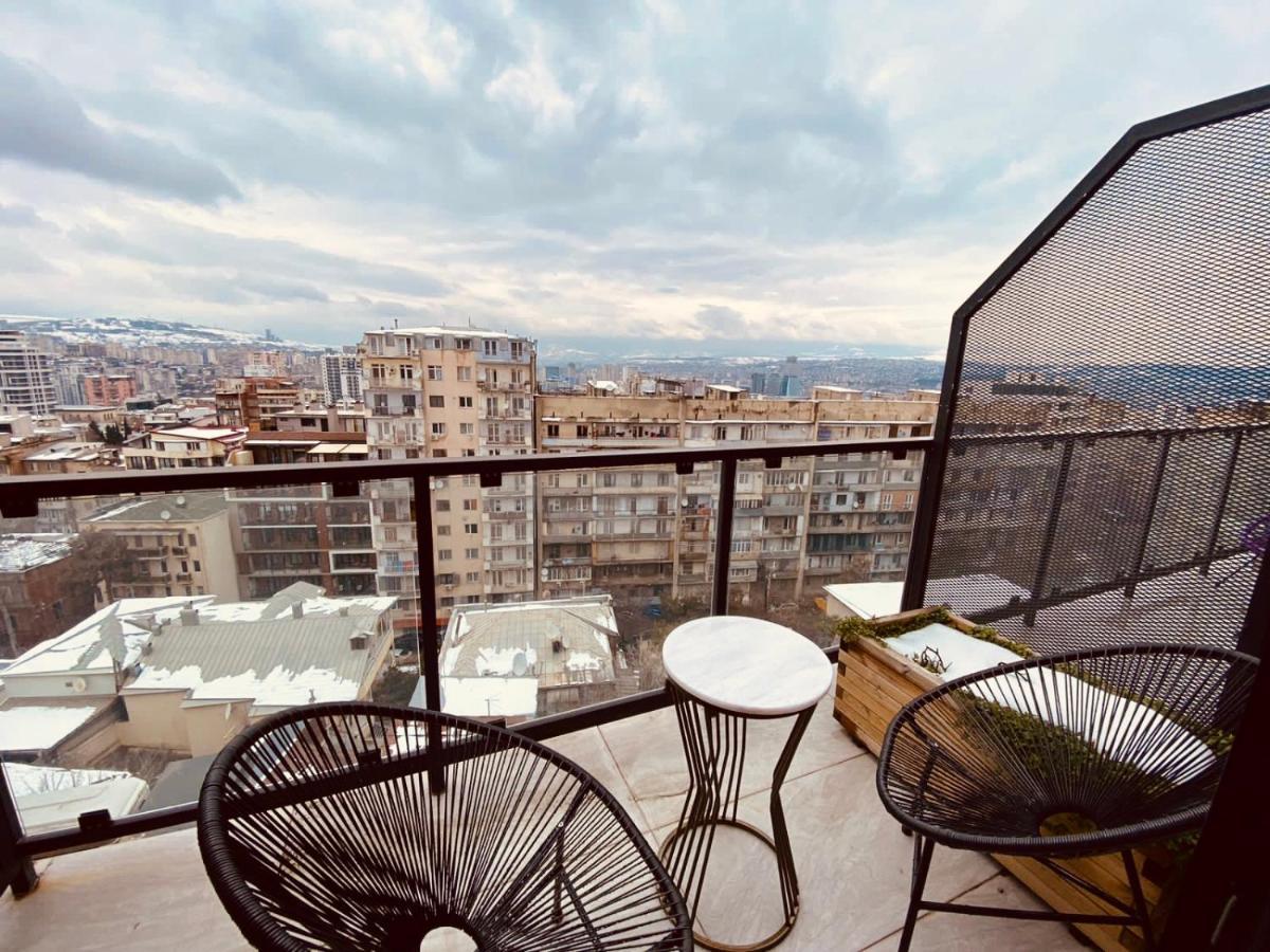 Hotel Linge Τυφλίδα Εξωτερικό φωτογραφία