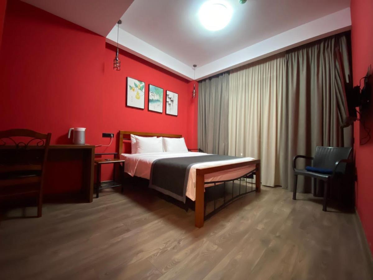 Hotel Linge Τυφλίδα Εξωτερικό φωτογραφία